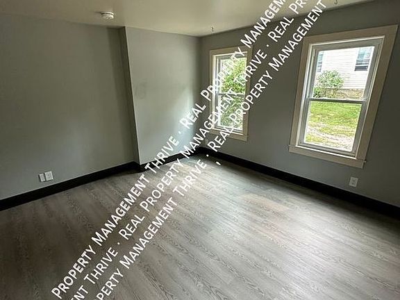 2nd image of 4-8 Acton Ct #5