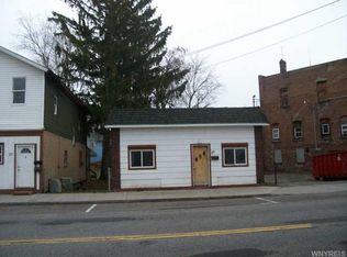 25 Mechanic St, Holley, NY 14470