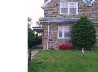 825 Fanshawe St, Philadelphia, PA 19111