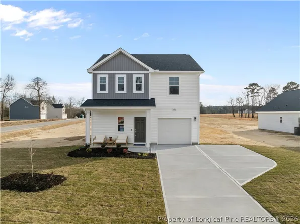 372 Hookbill Ln, Lillington, NC 27546