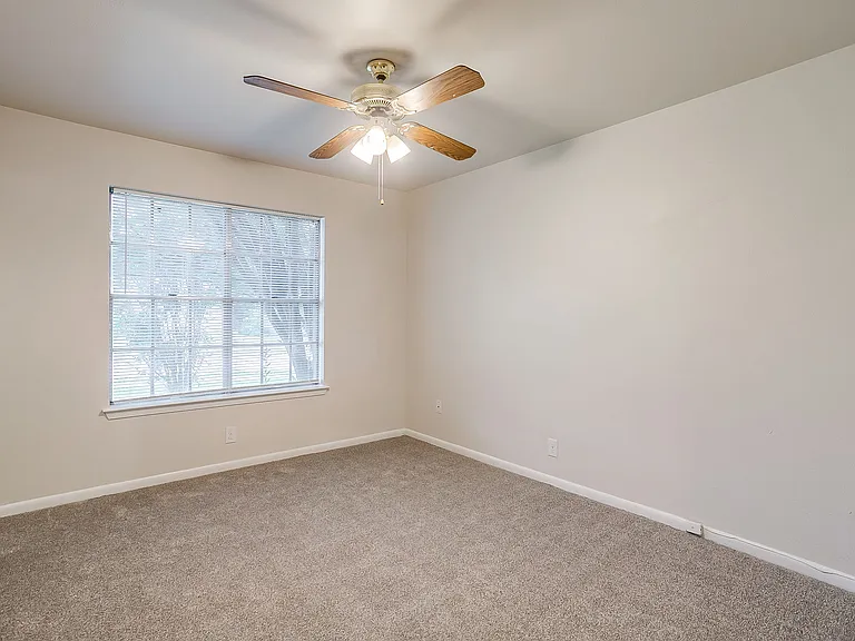 816 E Mustang St — Photo 19