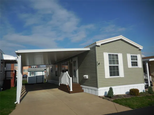 911 Douglas Dr, Erie, PA 16505