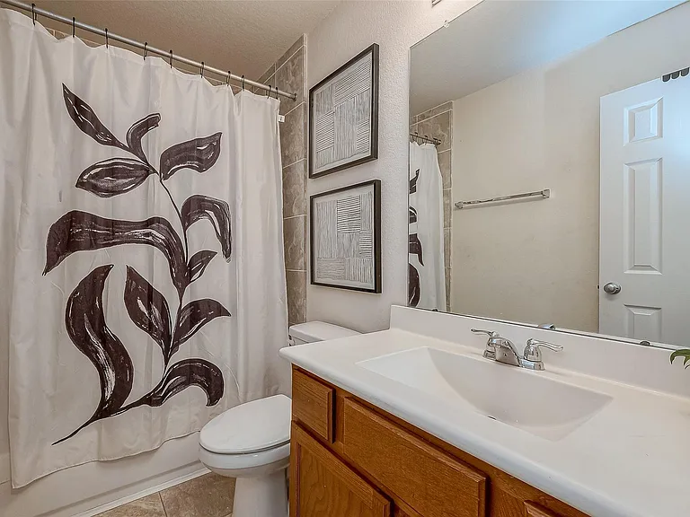 20127 Graphite Canyon Ct — Photo 30