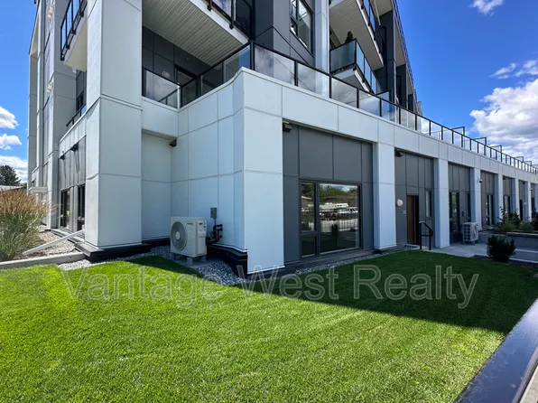 1381 Belaire Ave #Townhouse 3, Kelowna, BC V1Y 6B8