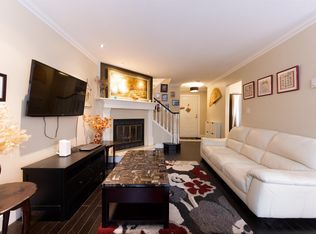 777 8th St #110, New Westminster, BC V3M3S7