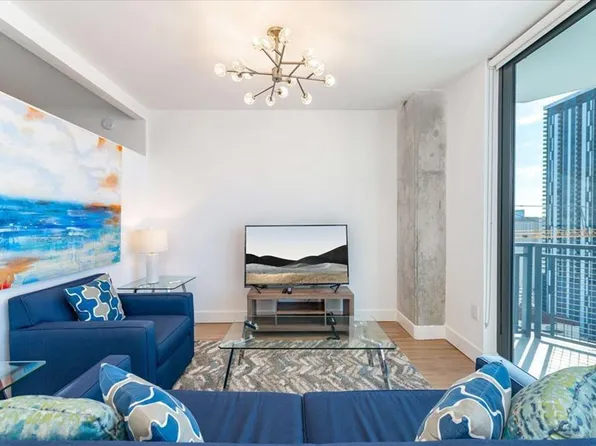 460 NE 5th St #Id1040098p, Miami, FL 33128