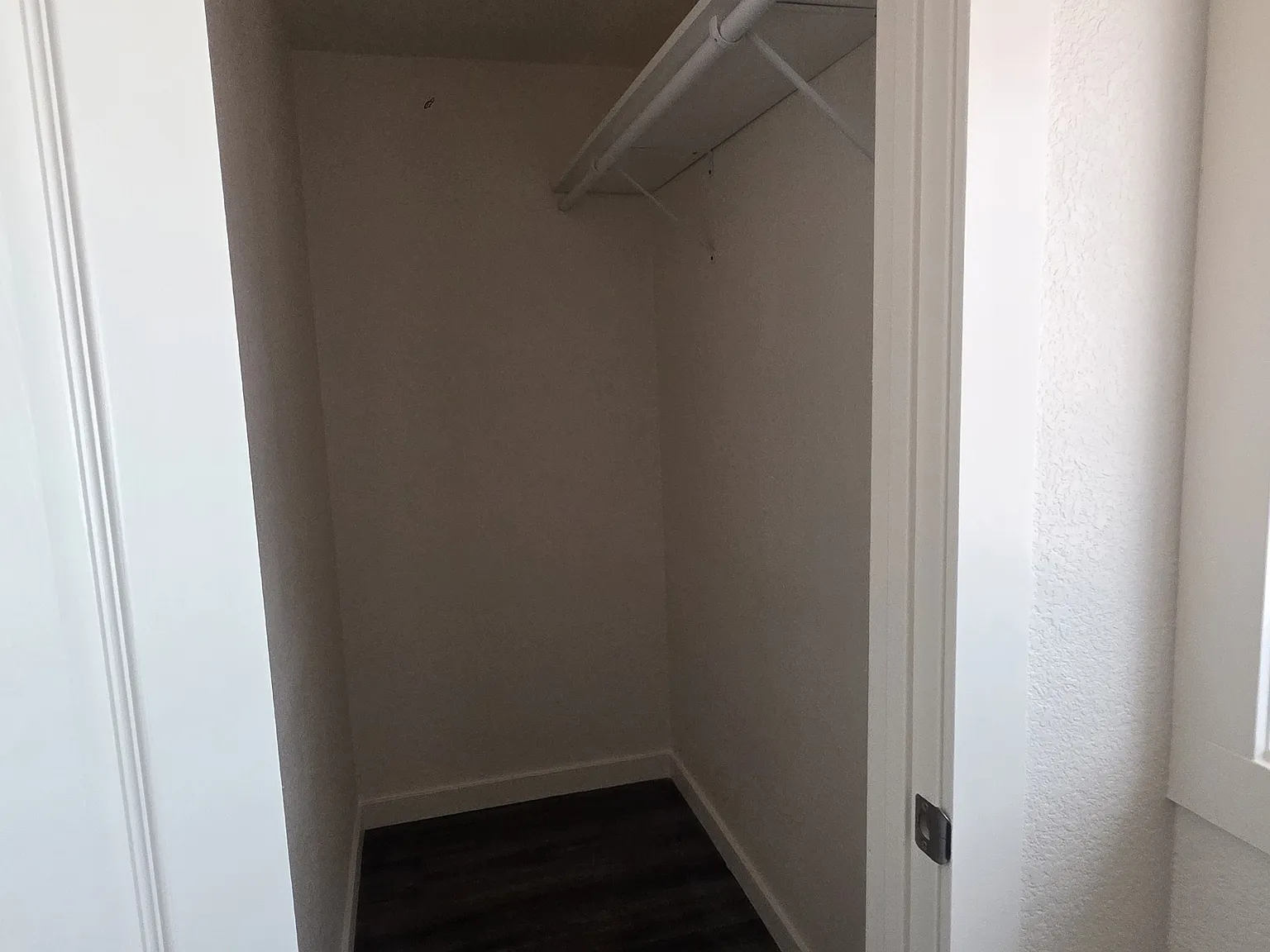 3 bed, 1008 sqft, $1,850 — Photo 4