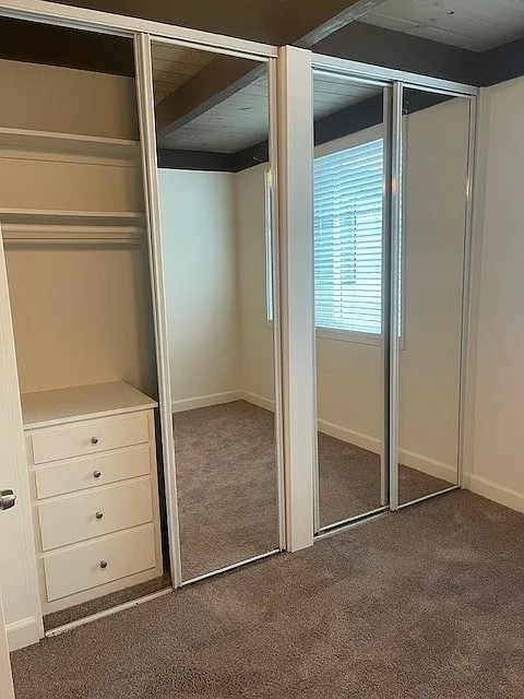 2 bed, 1000 sqft, $2,300 — Photo 1