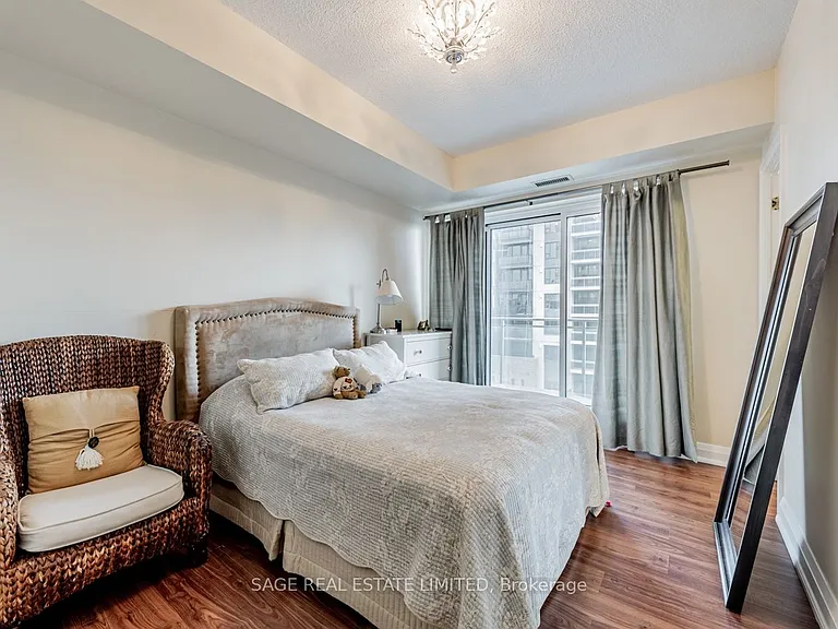 83 Redpath Ave #507 — Photo 16