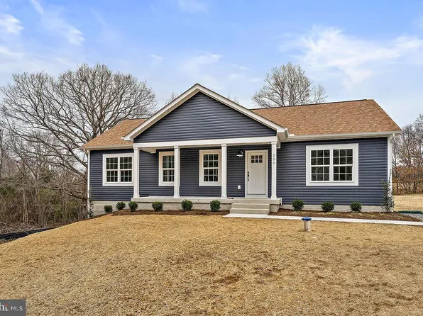 200 Seclusion Shores Dr, Mineral, VA 23117