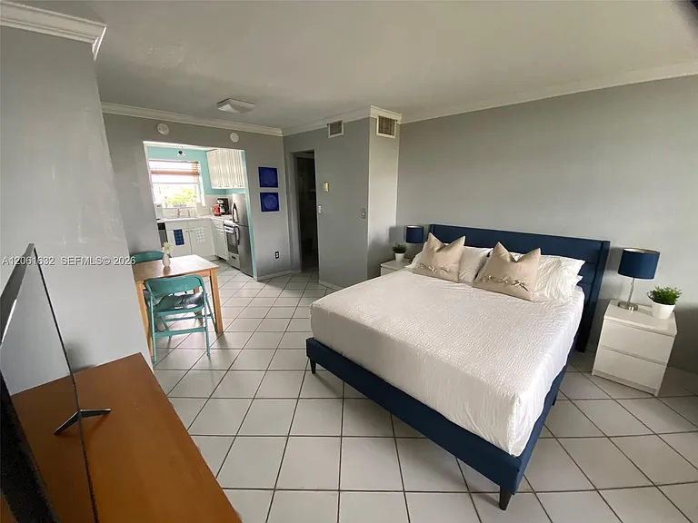 631 Jefferson Ave #502 — Photo 5