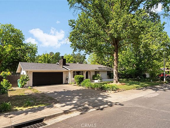 3rd image of 3315 Silverbell Rd