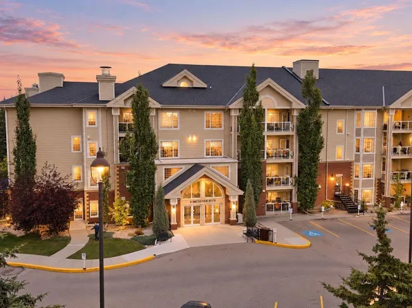 6 Michener Blvd #101, Red Deer, AB T4P 0K5