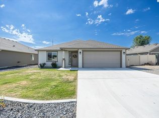 1141 Annajean Ave, Benton City, WA
