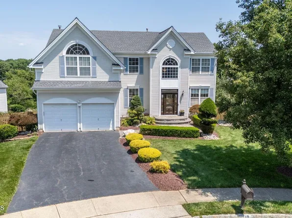 19 Pecan Valley Drive, Marlboro, NJ 07746