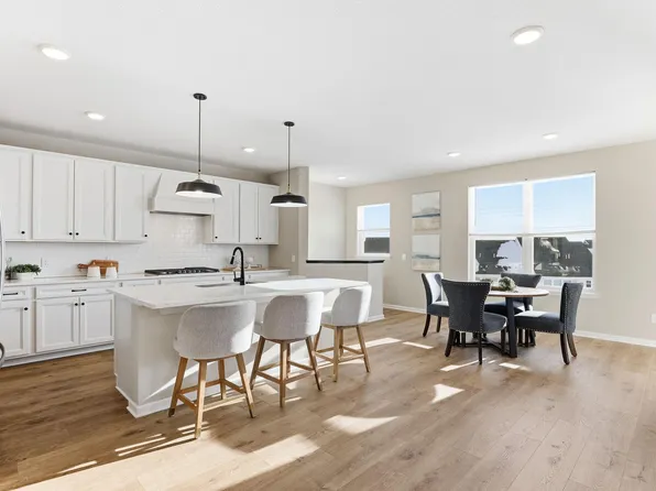 19357 Lupine Ln, Hamel, MN 55340