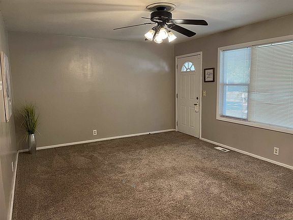 2nd image of 3615 E Countryside Plz