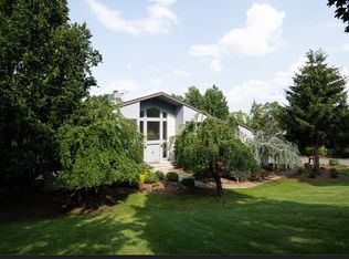 194 Eileen Dr, Cedar Grove, NJ 07009