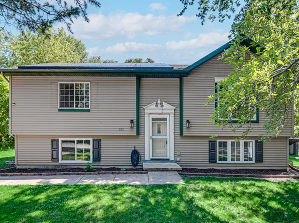 7192 E 2nd St, Sun River Terrace, IL 60964
