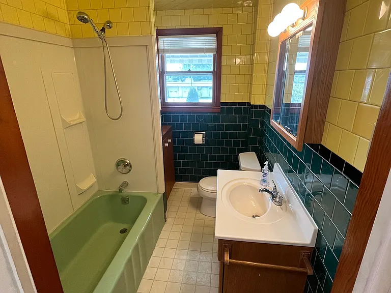 1108 Humphrey St #2 — Photo 9