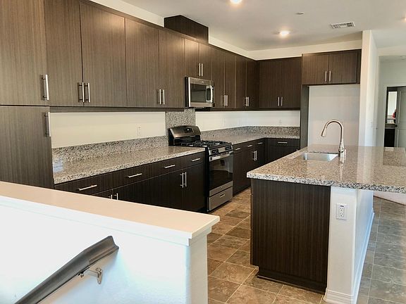 5th image of 15232 Horizon St #1