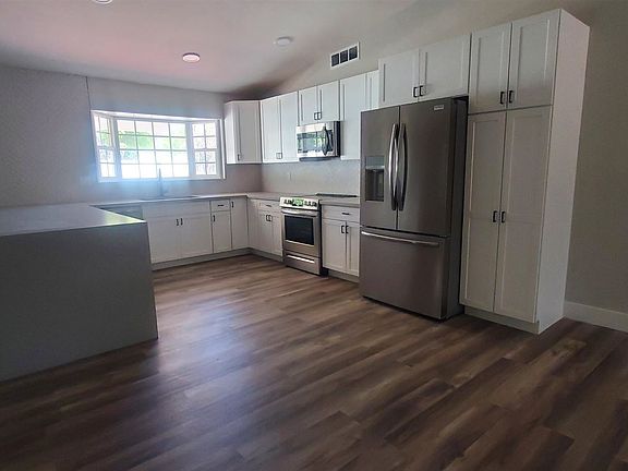 2nd image of 4828 E La Puente Ave