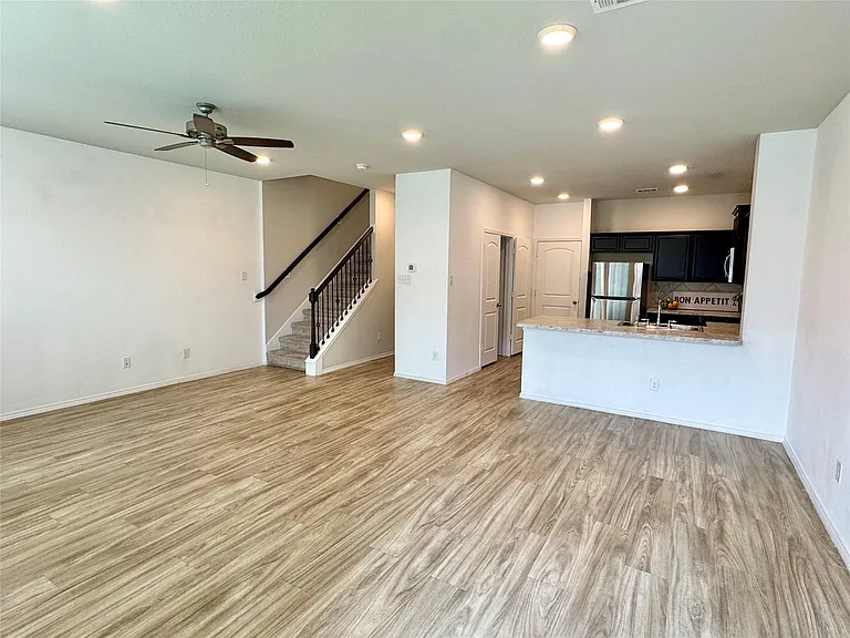 12715 Beatrice Terrace Dr — Photo 3