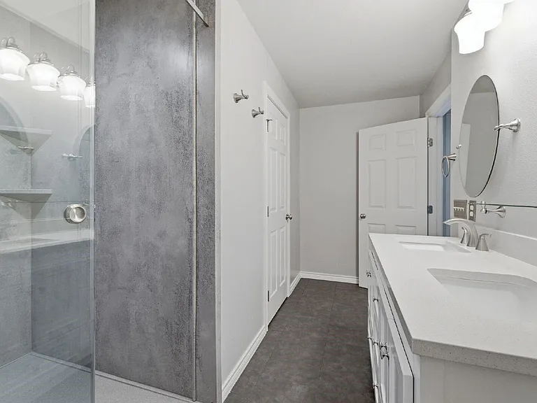 2725 Ryan Place Dr — Photo 19