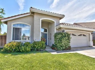 7 Cabernet Cir, Salinas, CA 93906
