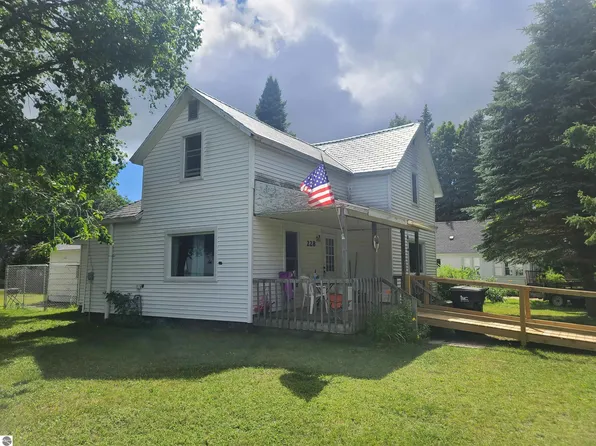 228 E Hinman, Mancelona, MI 49659