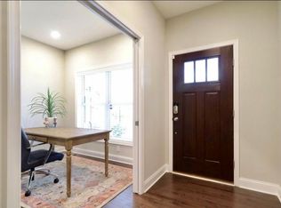 111 Aeropointe Ln, State College, PA 16803