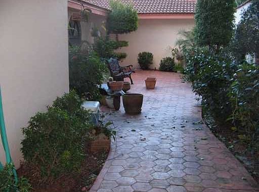 3rd image of 3145 Estates Dr