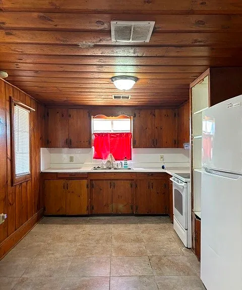 6701 Mountain View Ave — Photo 3