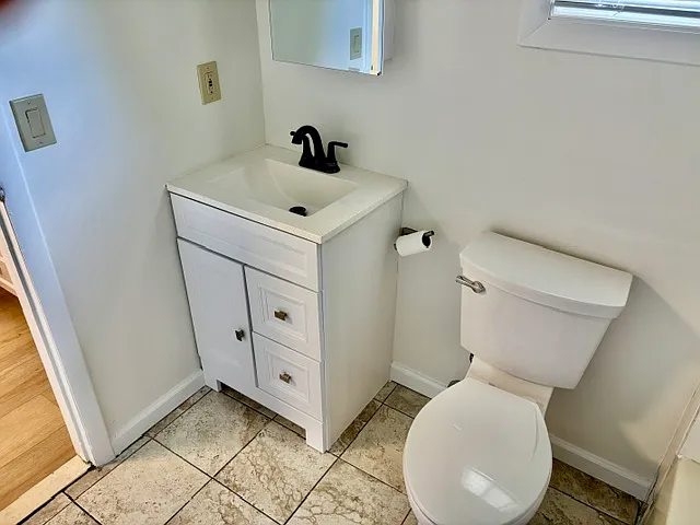 Rolling Hills Dr — Photo 10