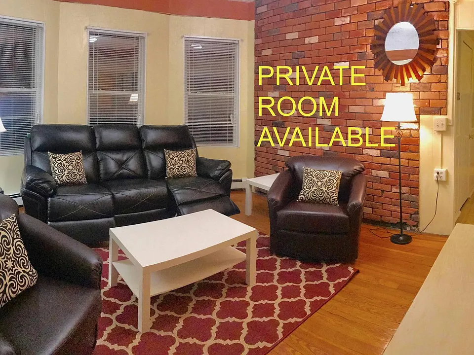 85 1/2 Vinton St #2
