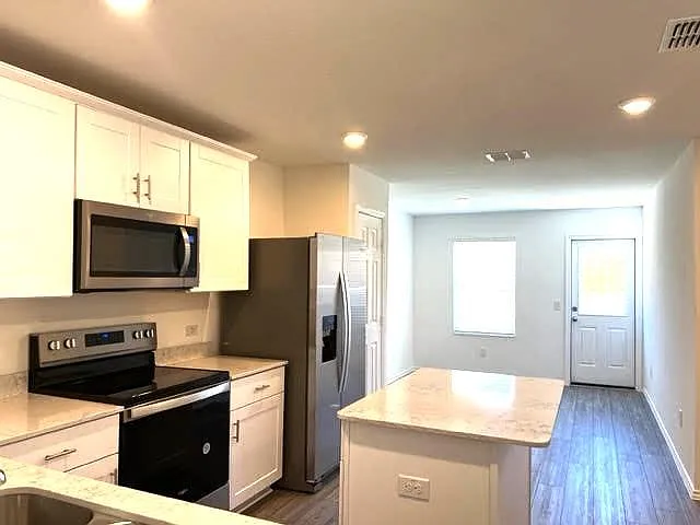 829 Lake Fletcher Rd — Photo 7