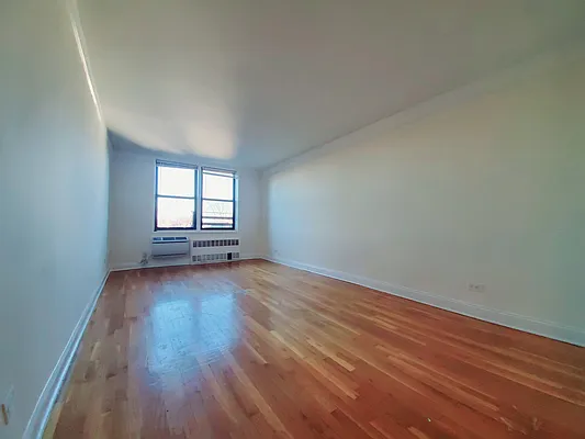 Rented by New York Dwellings LLC | media 3
