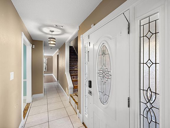 4th image of 9 Elkwood Ct