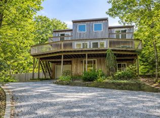 48 Island View Dr W, Sag Harbor, NY 11963