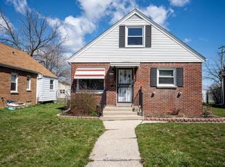 1836 W Congress St, Milwaukee, WI 53209