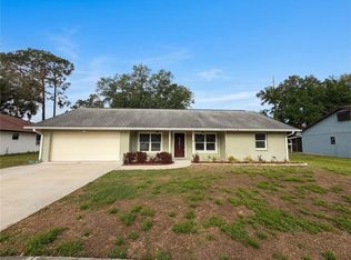1415 Sandalwood Dr, Plant City, FL 33563