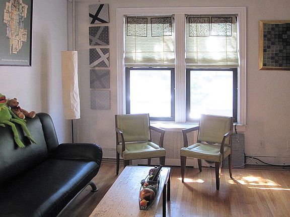 5th image of 48-23 39th St Unit 2