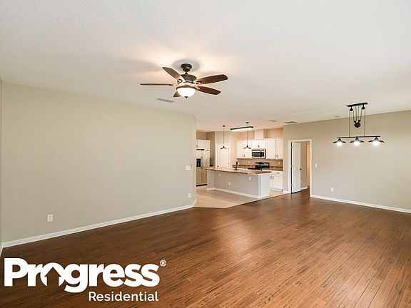 5th image of 2540 Creekfront Dr