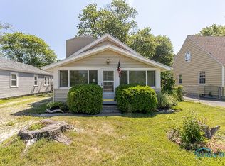 1856 N Stadium Rd, Oregon, OH 43616