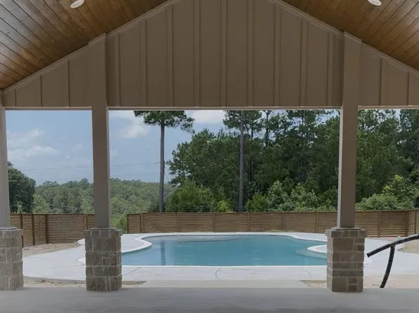 15 Addison Rd, Livingston, TX 77351