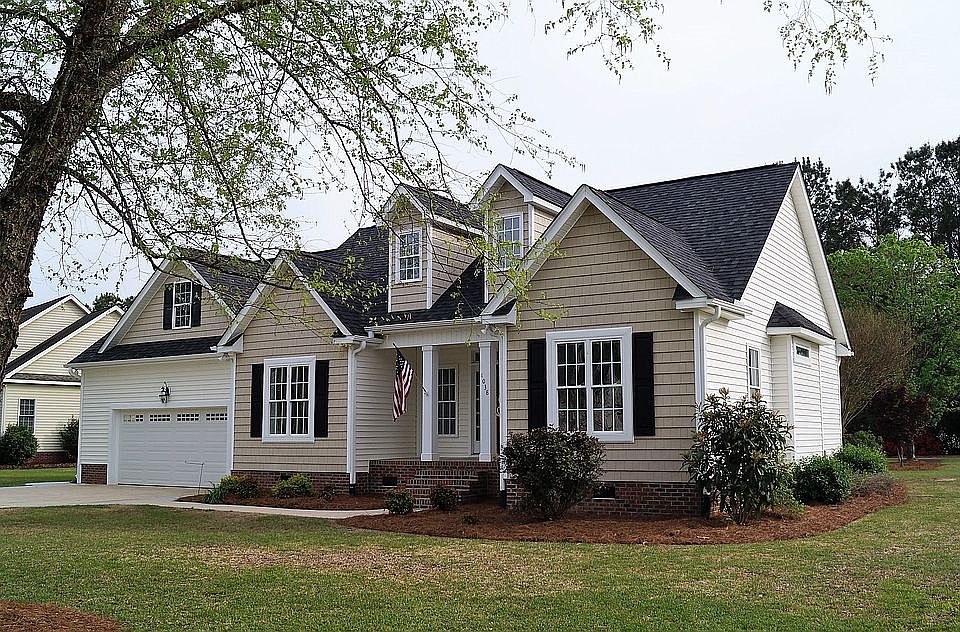 1st image of 1038 Vicksburg Dr