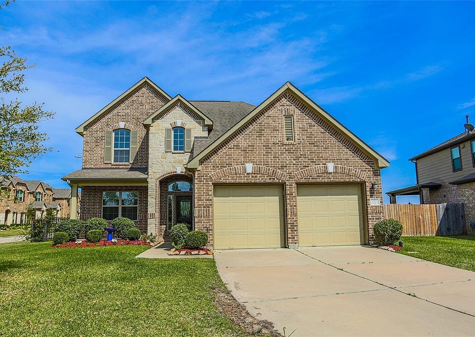 1st image of 15922 Mustang Mountain Ct