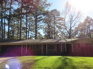 3209 38th St, Meridian, MS 39305