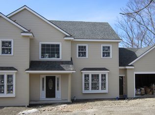 15 Carey Ln, Dedham, MA 02026