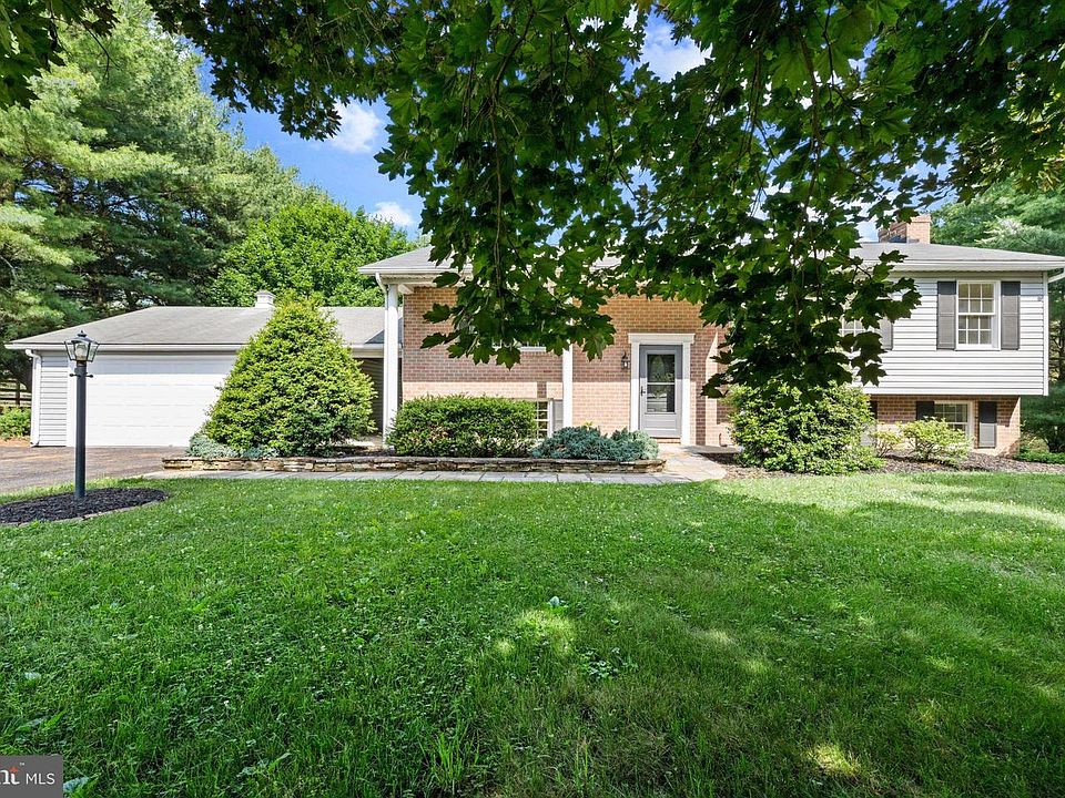 1st image of 3410 Buttonwood Ct